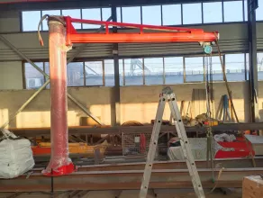 Кран консольный поворотный ручной TOR PSJ45050 (500 кг, высота 4 м, стрела 5 м)